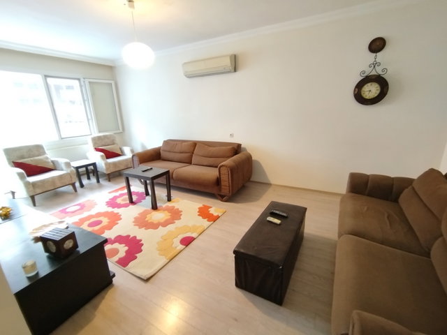 İZMIR BALÇOVA EKONOMI ÜNIVERSITESINE YAKIN 3+1 JEOTERMAL DAIRE