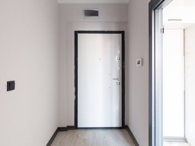 ÇUBUK-DUMLUPINAR MAHALLESİ • AYBÜ’YE SADECE 1 KM • ARA KAT 2+1• SATILIK DAİRE