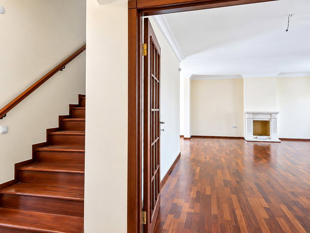 EMRE KOÇ REMAX - ANGORA EVLERI SATILIK 5+1 DUBLEKS DAIRE