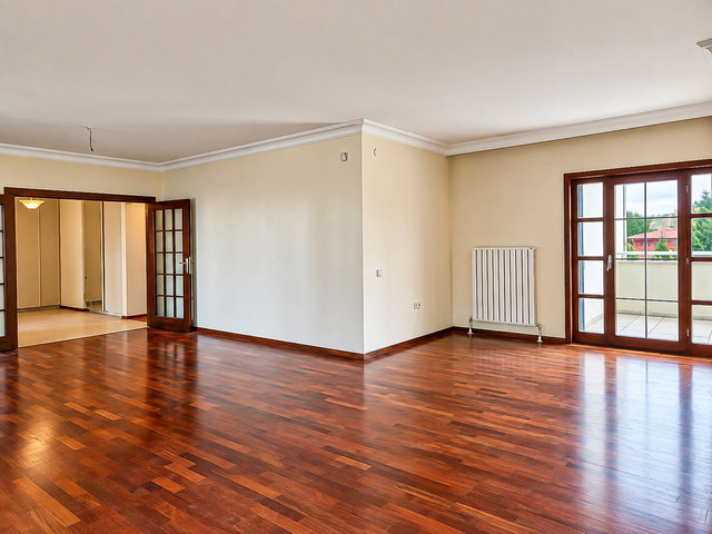 EMRE KOÇ REMAX - ANGORA EVLERI SATILIK 5+1 DUBLEKS DAIRE