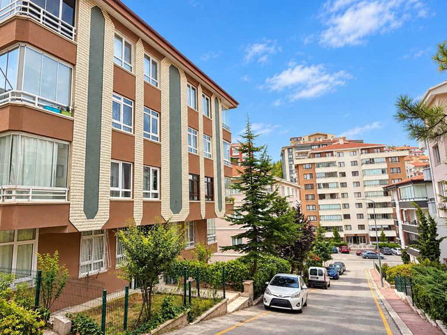 ÇANKAYA ÖVEÇLER HUZUR M.DE SATILIK 3+1 DAİRE