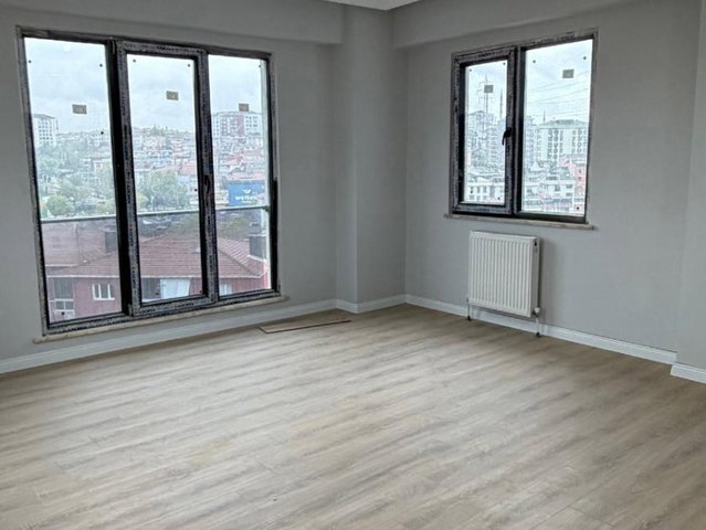 EYÜP ÇIRÇIR’DA METROYA 5 DAKİKA | 2+2 ÇATI DUBLEKS | TERASLI