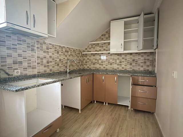 DOĞAN ARASLI BLV. YAKIN TEK DAİRE ÜZERİ 2+1 BAHÇE KATI DAİRE