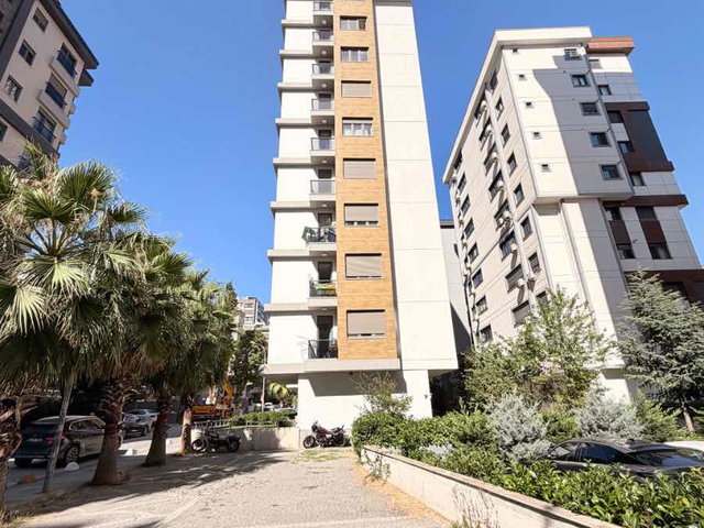 BAĞDAT CADDESİNE YÜRÜME MESAFESİNDE KİRALIK 2+1 BOŞ DAİRE