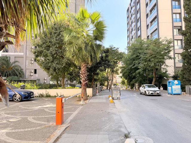 BAĞDAT CADDESİNE YÜRÜME MESAFESİNDE KİRALIK 2+1 BOŞ DAİRE