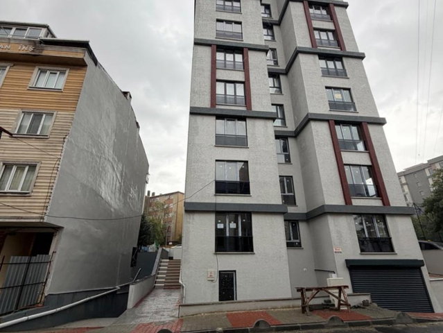 EYÜP ÇIRÇIR’DA METROYA 5 DAKİKA KİRALIK 3+1 ÇATI DUBLEKS | TERASLI