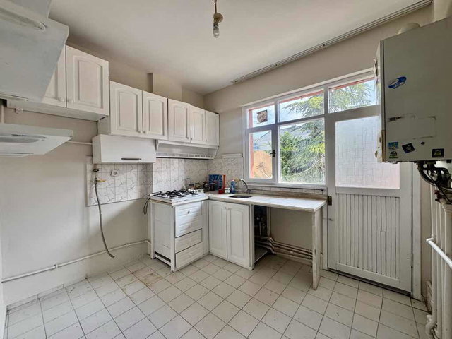 BÜYÜKÇEKMECE’DE ATATÜRK MAHALLESİ GENİŞ 2+1 | 95 M² NET | BALKONLU