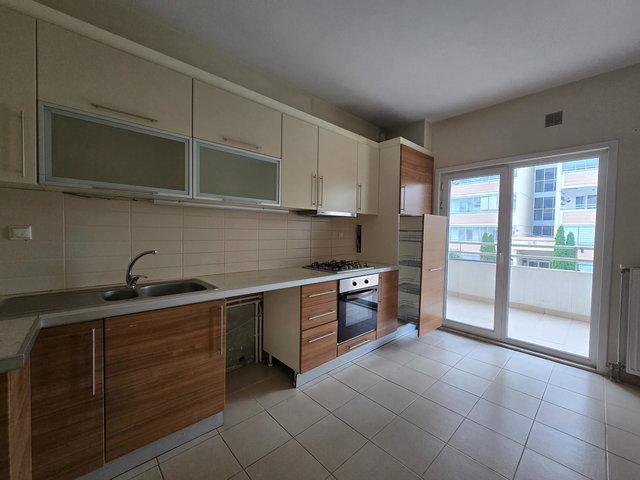 GÜZELTEPE KONUTLARI SITESINDE KİRALIK 2+1 ARAKAT GENIŞ DAIRE