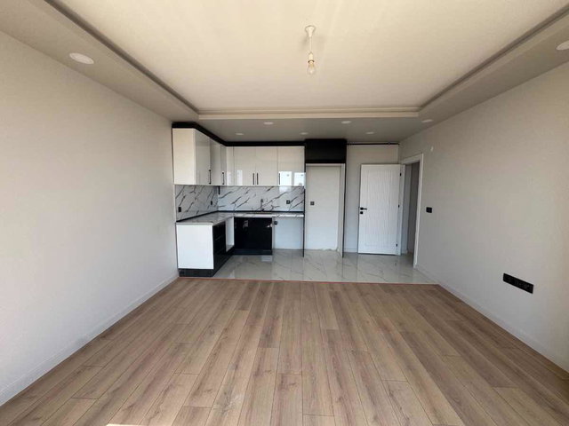 REMAX TEN SİLİVRİ SELİMPAŞA GİŞELERE YAKIN SIFIR AÇIK MUTFAK 2+1