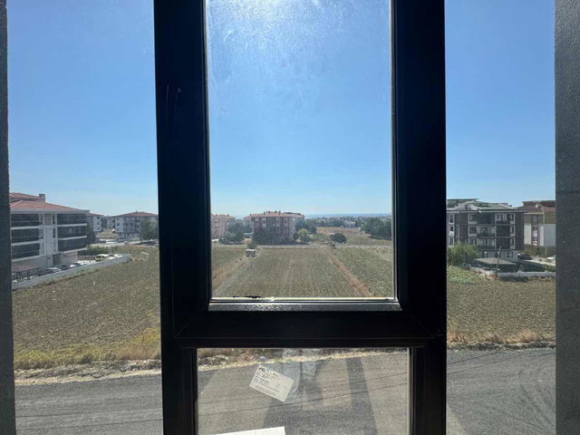 REMAX TEN SİLİVRİ SELİMPAŞA GİŞELERE YAKIN SIFIR AÇIK MUTFAK 2+1