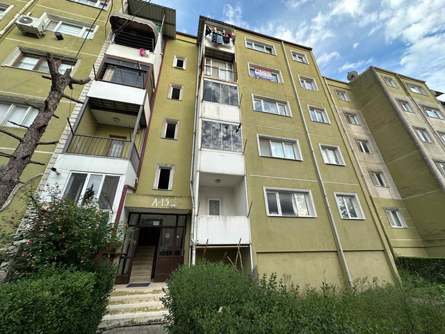SATILIK FERİZLİ GÖÇMEN BLOKLARI BAKIMLI SORUNSUZ 2+1 DAİRE