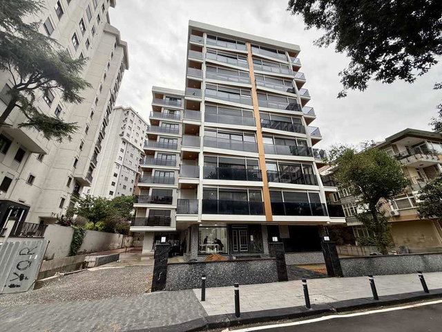 FENERYOLU 'NDA SIFIR BİNADA 2+1 E.BANYOLU BALKONLU SATILIK DAİRE