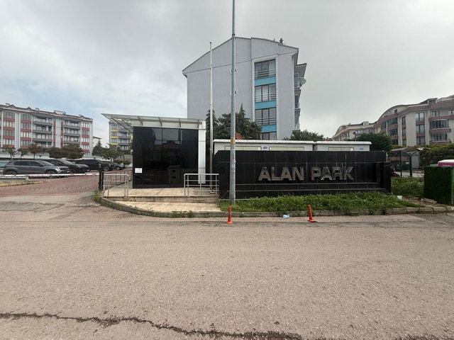 BAĞÇEŞME ALANPARK SİTESİ'NDE SATILIK LÜKS 4+2 BAHÇE DUBLEKS