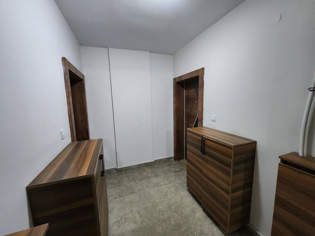 HASTANE VE METRO YAKINI KLİMALI 2+1 KİRALIK DAİRE