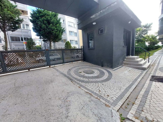 REMAX LAND DEN YAŞAM GARDEN SİTESİNDE 2+1 KİRALIK DAİRE