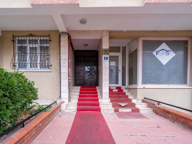 DİKMEN MÜRSEL ULUÇ’TA 3.5+1 | 140 M² KREDİYE UYGUN PANORA AVM'YE 5 DK MESAFEDE