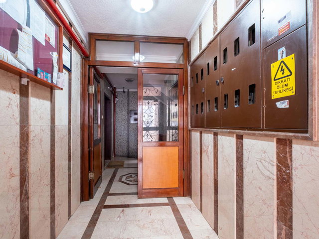 DİKMEN MÜRSEL ULUÇ’TA 3.5+1 | 140 M² KREDİYE UYGUN PANORA AVM'YE 5 DK MESAFEDE