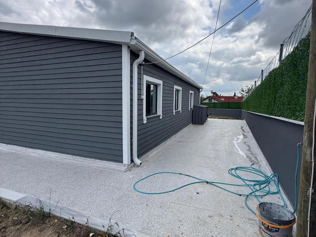 LÜLEBURGAZ'DA SATILIK MÜSTAKİL ARSA İÇERİSİNDE EV