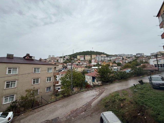 PENDİK DUMLUPINAR'DA SATILIK YATIRIMA UYGUN 3+1 DAİRE