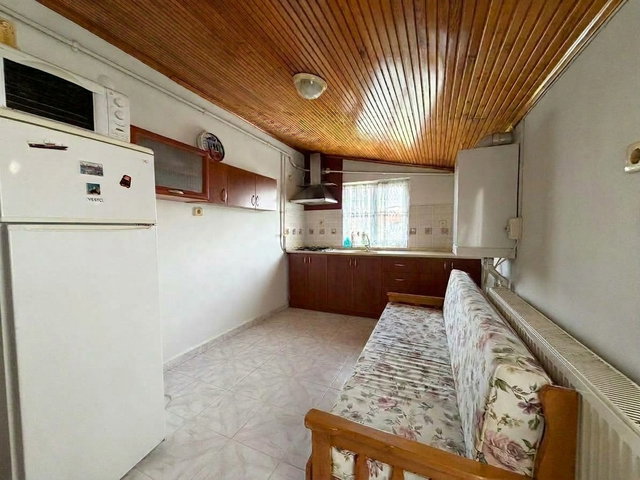 RE/MAX İNCİ'DEN PAŞAALANI ÇENGEL CAD. KİRALIK 1+1 EŞYALI ÇATI KATI DAİRE