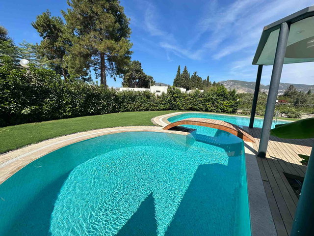BODRUM BİTEZDE LÜKS BUTİK SİTEDE 5+1 ÖZEL HAVUZLU BAHÇELİ VİLLA