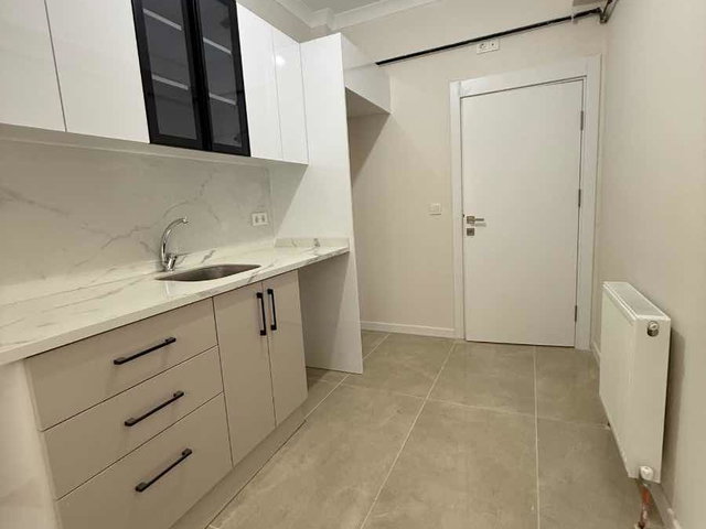 KARTAL ATALAR’DA SIFIR 3+1 KİRALIK MARMARAYA VE E5 YAKIN DAIRE
