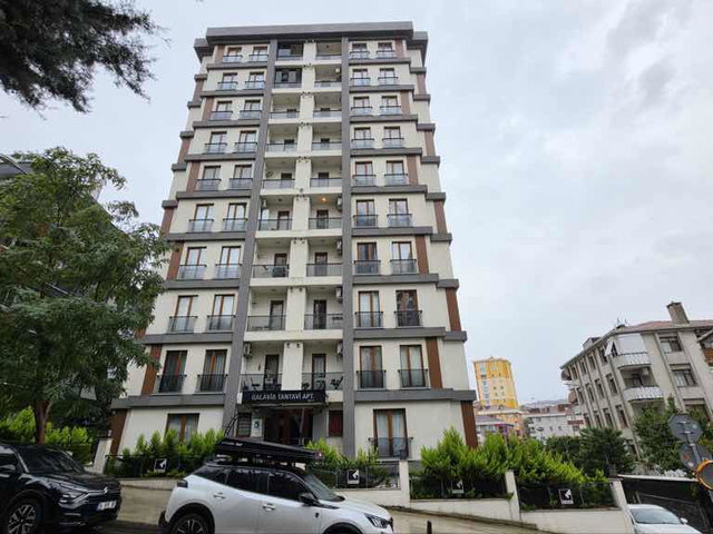 REMAX ASHİLL ÜMRANİYE TANTAVİ DE EBEVEYN BANYOLU SATILIK 2+1 NET 75M2 DAİRE