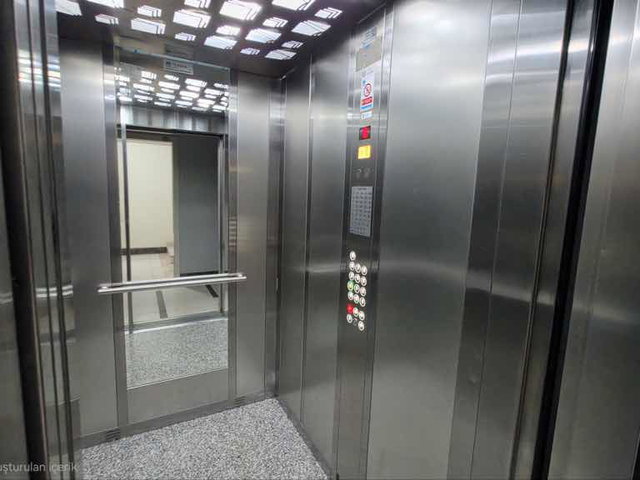REMAX ASHİLL ÜMRANİYE TANTAVİ DE EBEVEYN BANYOLU SATILIK 2+1 NET 75M2 DAİRE