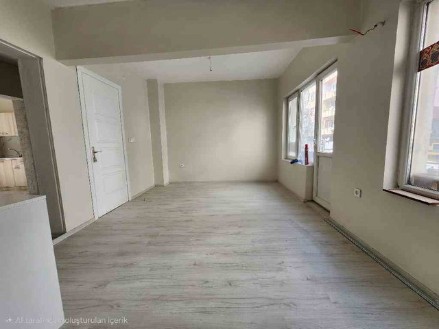 REMAX EFFECT KOCAELİ ŞEHİR MERKEZİNDE İÇİ YAPILI KİRALIK 1+1 ARAKAT DAİRE