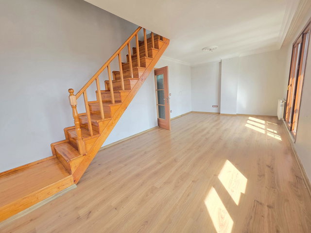MEVLANA MAH. VEYSEL KARANİ CADDESİ ÜZERİNDE 2+1 TERASLI DUBLEKS DAİRE