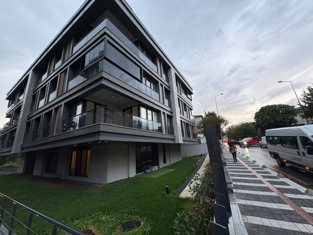 BARBAROS KONAKLARI BAHÇE KULLANIMLI 2+1 MÜSTAKİL KONFORUNDA
