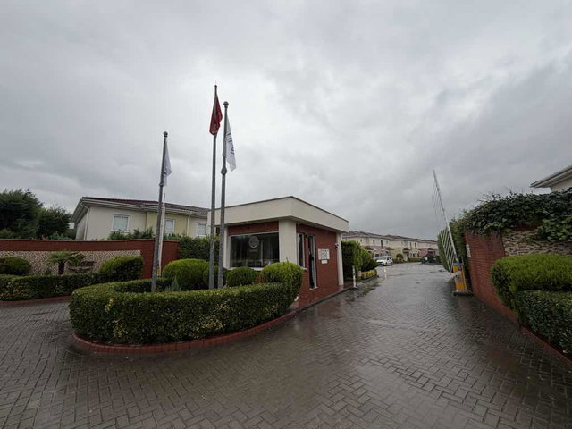 KARTEPE DUMLUPINAR VİLLAM 3 SİTESİ KİRALIK VİLLA