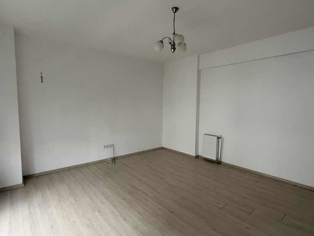 REMAX HEDEF’TEN BÜYÜKÇEKMECE ‘DE SAHİLE YÜRÜME MESAFESİNDE KİRALIK DAİRE