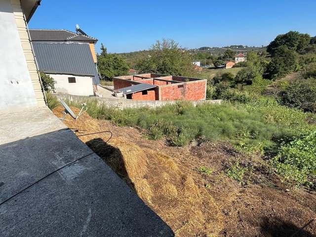 KARASU TAŞLIGEÇİT’TE 2.433 M² ARSA İÇİNDE MÜSTAKİL YAŞAM