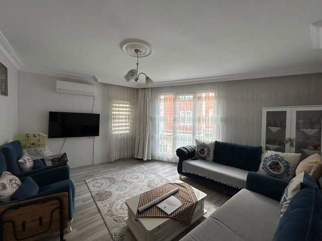 SANCAKTEPE YENİDOĞAN MERVE MAH. ARA KAT 2+1 SATILIK DAİRE