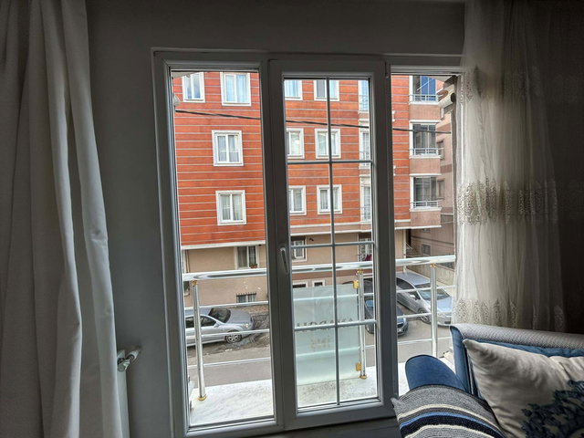 SANCAKTEPE YENİDOĞAN MERVE MAH. ARA KAT 2+1 SATILIK DAİRE