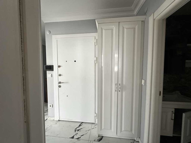 BEYLİKDÜZÜ YAKUPLU’DA 4+2 BOŞ DUBLEKS SATILIK DAİRE