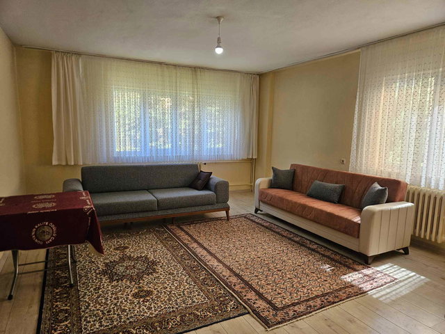 REMAX MOD'DAN ETİ CADDESİ SİTE İÇİN EŞYALI KİRALIK 3+1 DAİRE
