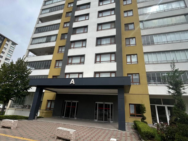 BAĞLICA EMIRALEM SITEISINDE KIRALIK 3+1 DAIRE