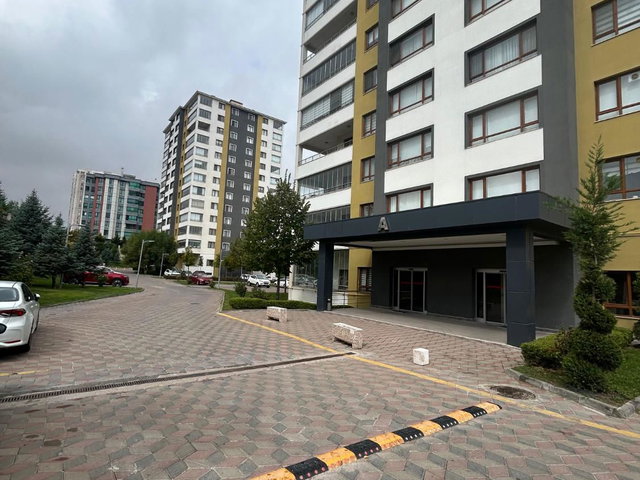 BAĞLICA EMIRALEM SITEISINDE KIRALIK 3+1 DAIRE