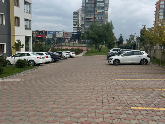 BAĞLICA EMIRALEM SITEISINDE KIRALIK 3+1 DAIRE