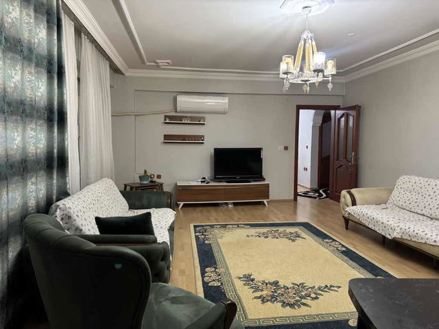 BAHÇELİEVLER DE 3+1 KAPALI GARAJLI ODUNLUKLU SATILIK DAİRE
