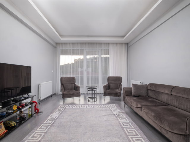 REMAX ADVANTAGE'DEN OVAAKÇA MERKEZDE  3+1 ARAKAT DAİRE