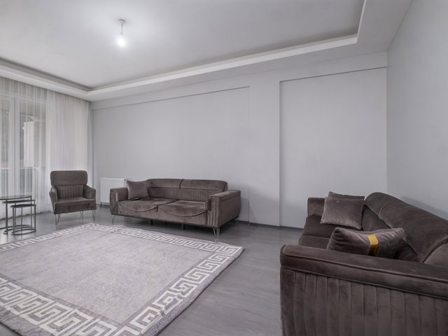 REMAX ADVANTAGE'DEN OVAAKÇA MERKEZDE  3+1 ARAKAT DAİRE