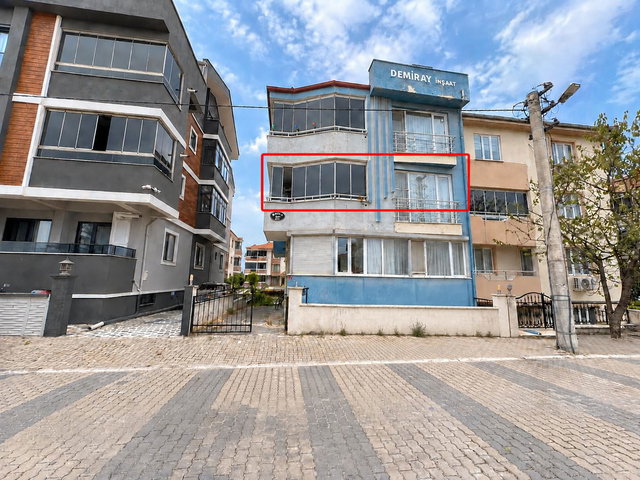 REMAX YAZ DAN PAŞA ALANI’NDA SATILIK 3+1 ARKAT DAIRE