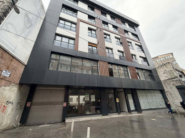 REMAX PRO'DAN ÇAĞLAYAN VATAN CADDESİNDE TERASLI SATILIK DUBLEKS
