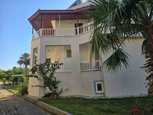 MANAVGAT KIZILAGAÇ BÖLGESİNDE SATILIK TRİPLEX YAZLIK VİLLA