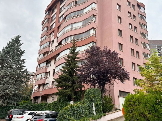 ÜMİTKÖY SEFA APARTMANI  4+1  BAKIMLI KİRALIK DAİRE