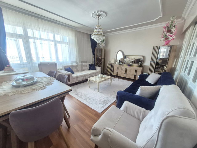 RE/MAX LACİVERT'TEN YENİŞEHİR'DE SATILIK 3+1 DAİRE