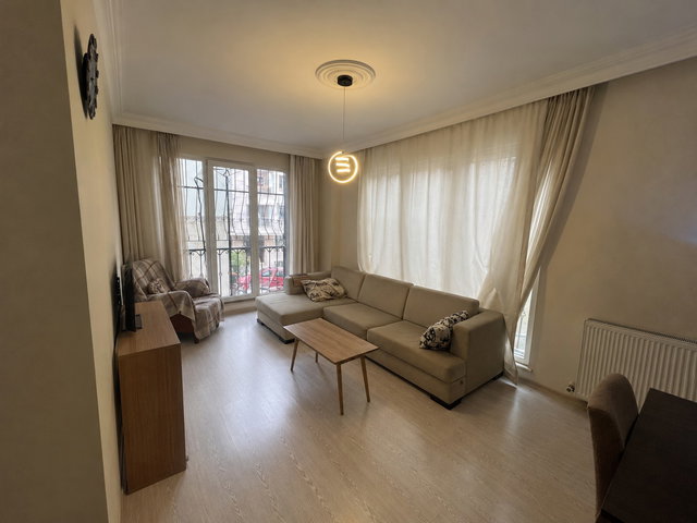 KAĞITHANE HARMANTEPEDE 2+1 SATILIK  DAİRE